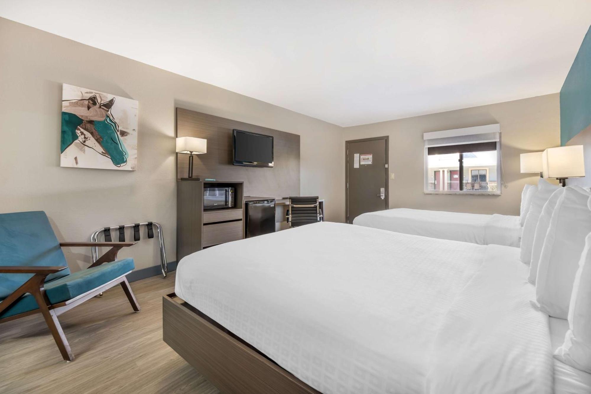 Western Tree Motel 3*