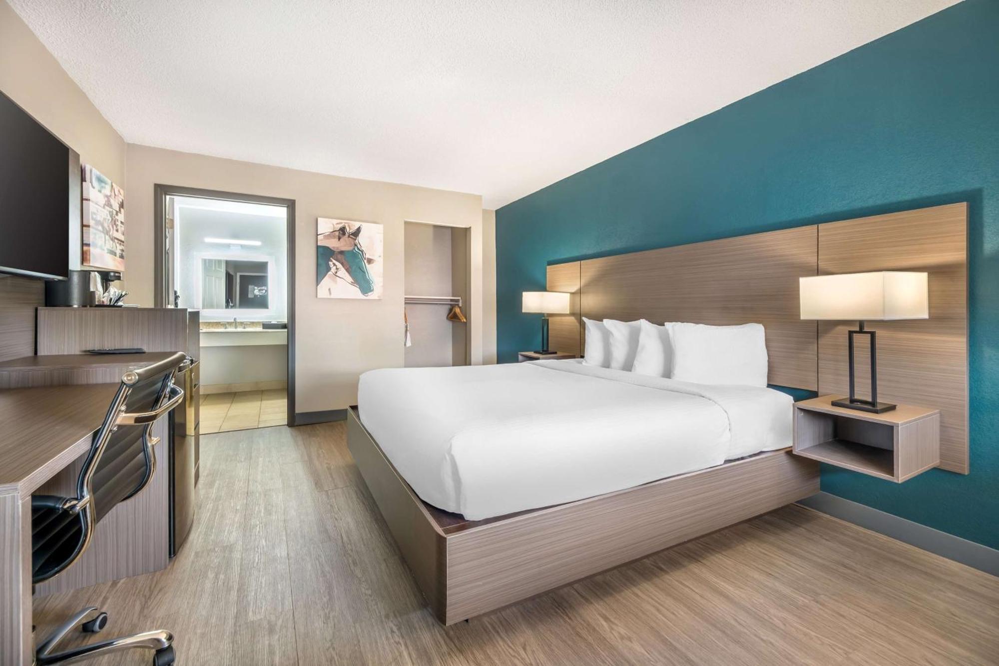 Western Tree Motel 3*